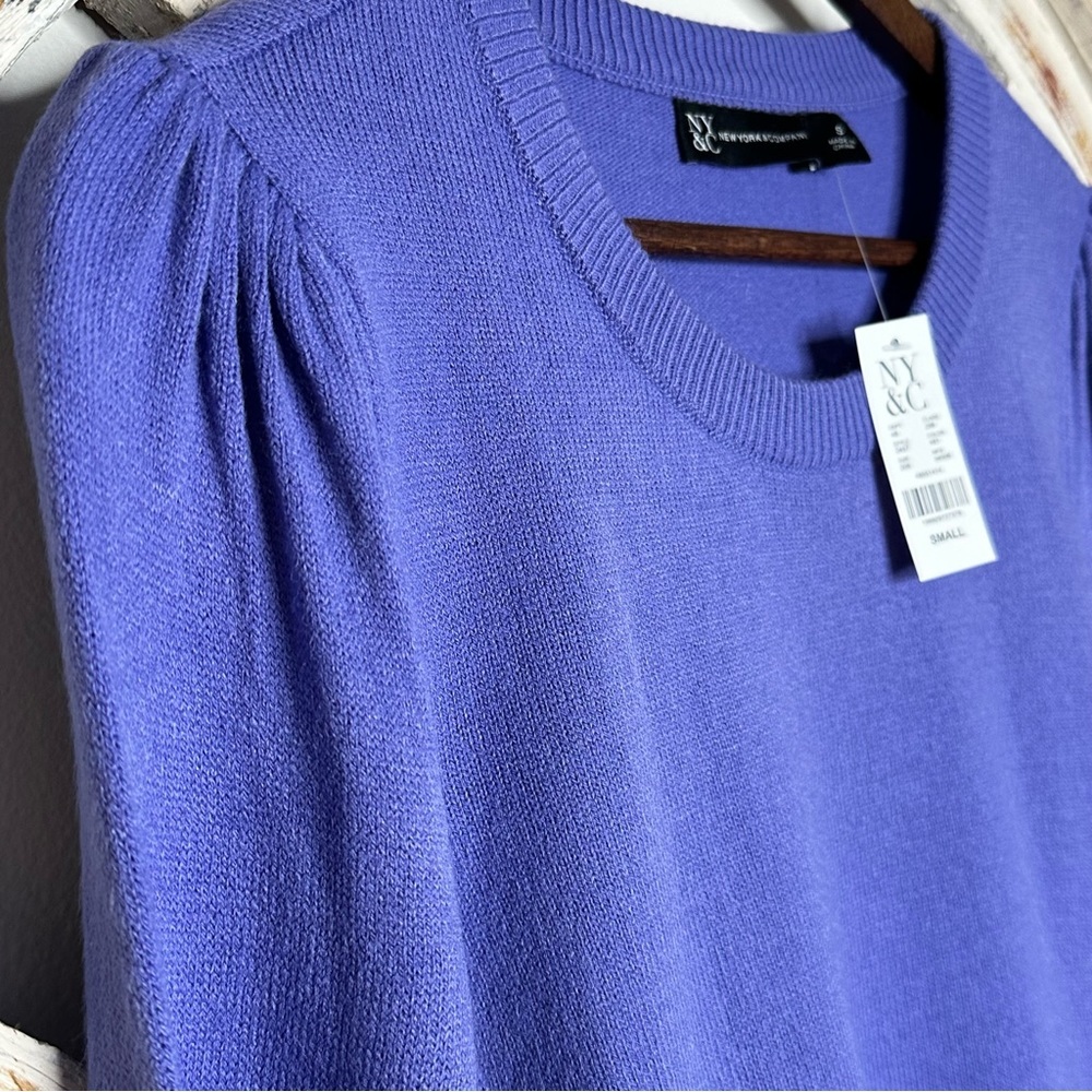 NWT Puff Sleeve Crew Neck Pullover- NY&Co